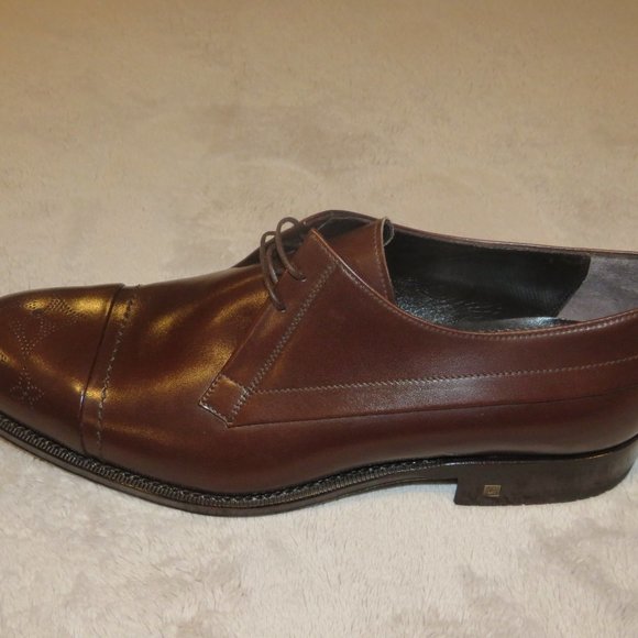 Louis Vuitton Brown Leather Captoe Flower Medallion Dress Shoes 9.5 NWB main image 4